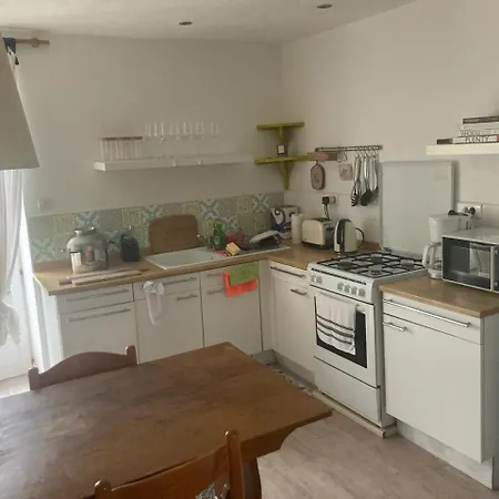 Petit Coin De Paradis Guest house Moyon